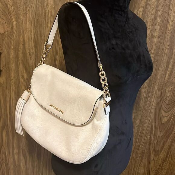 Michael Kors White Pebbled Leather Gold Tone Hardware Tassel Shoulder Bag Zip - Picture 1 of 14